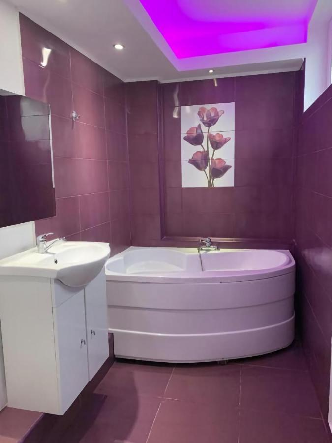 Karra Hotels Voluntari エクステリア 写真