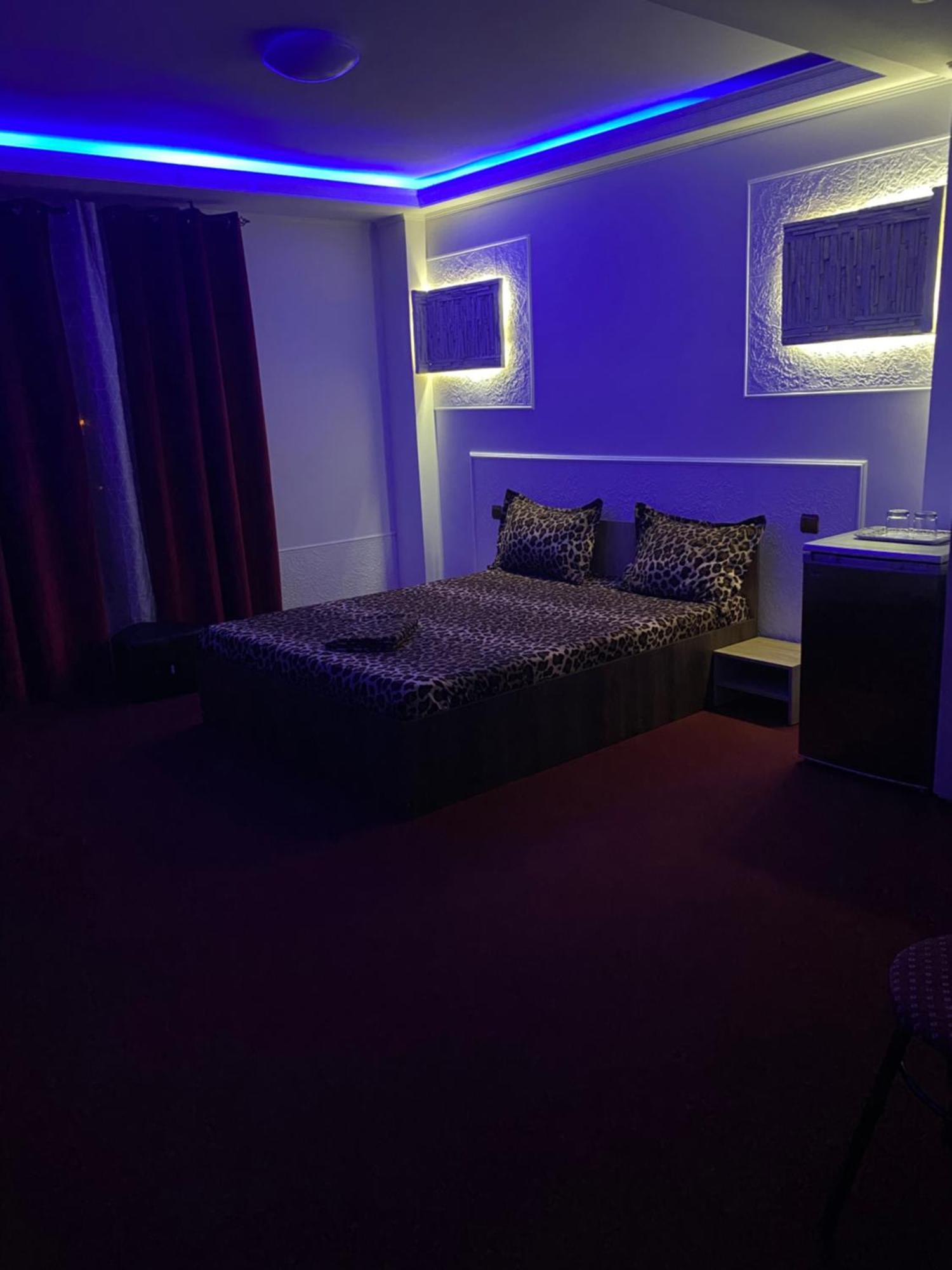 Karra Hotels Voluntari エクステリア 写真