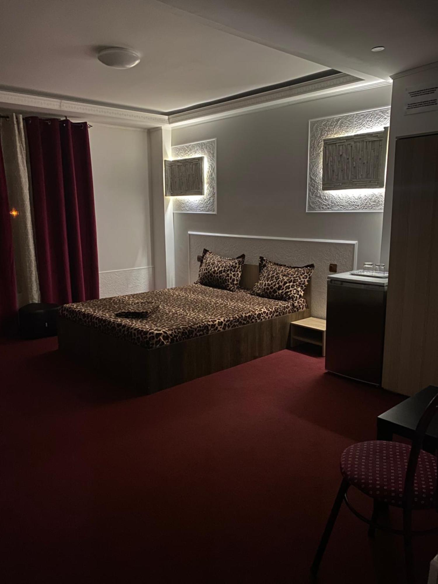 Karra Hotels Voluntari エクステリア 写真