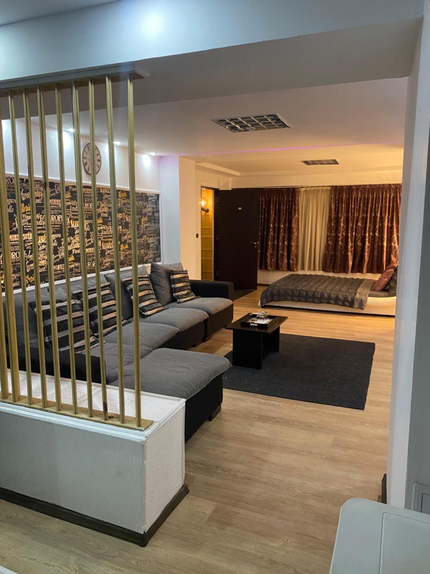 Karra Hotels Voluntari エクステリア 写真